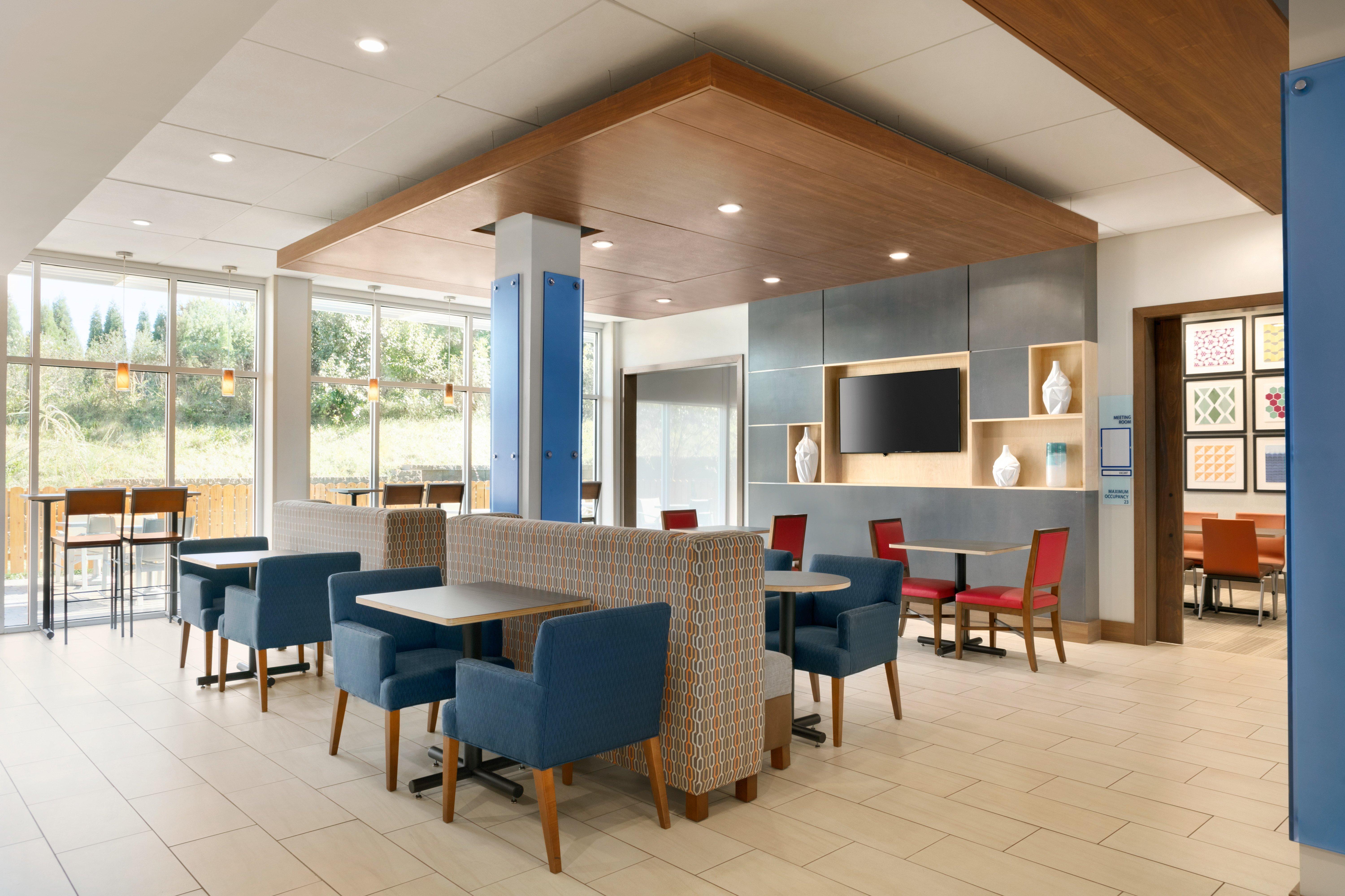 Holiday Inn Express & Suites Salisbury By Ihg Екстериор снимка