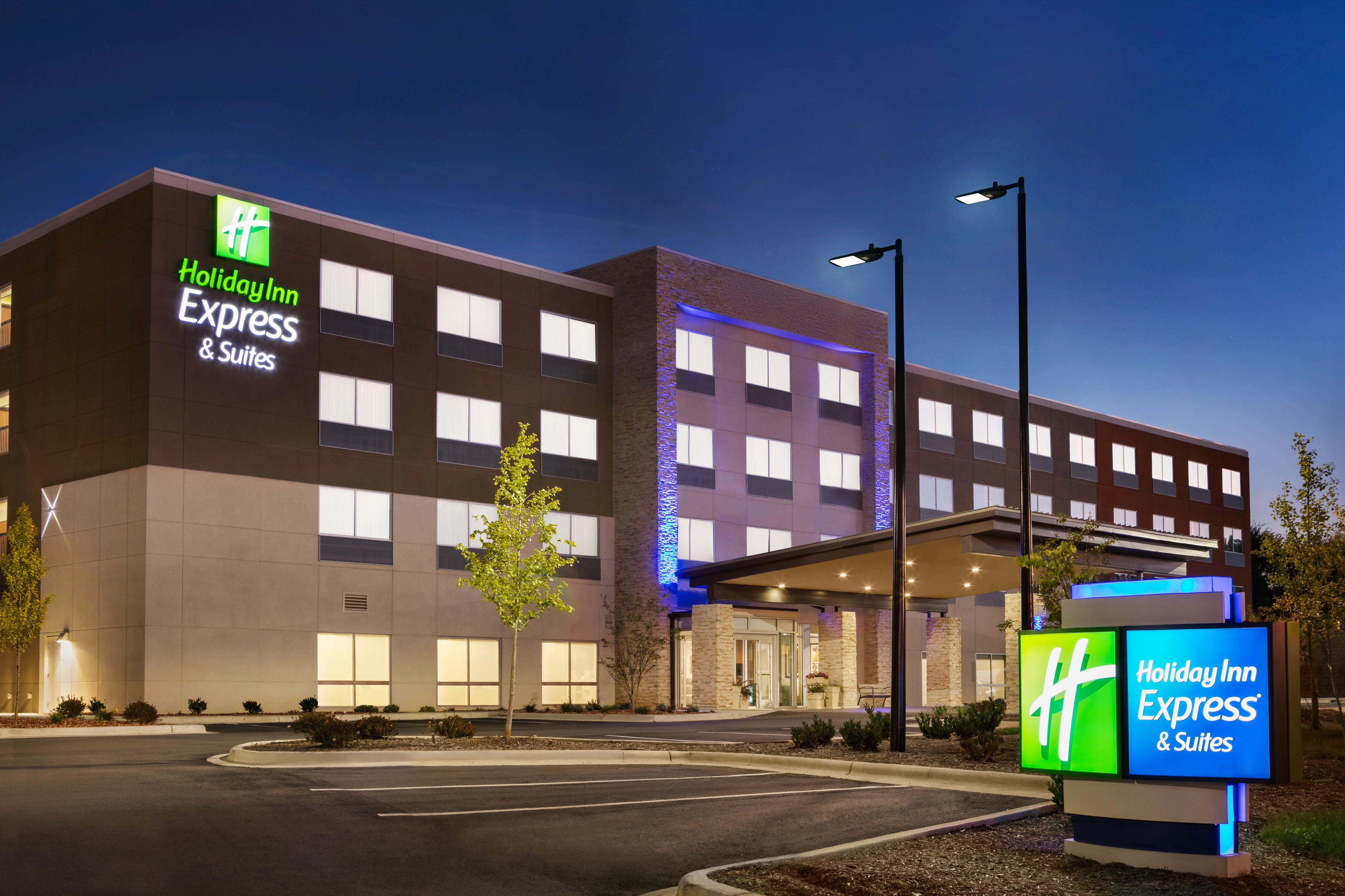 Holiday Inn Express & Suites Salisbury By Ihg Екстериор снимка