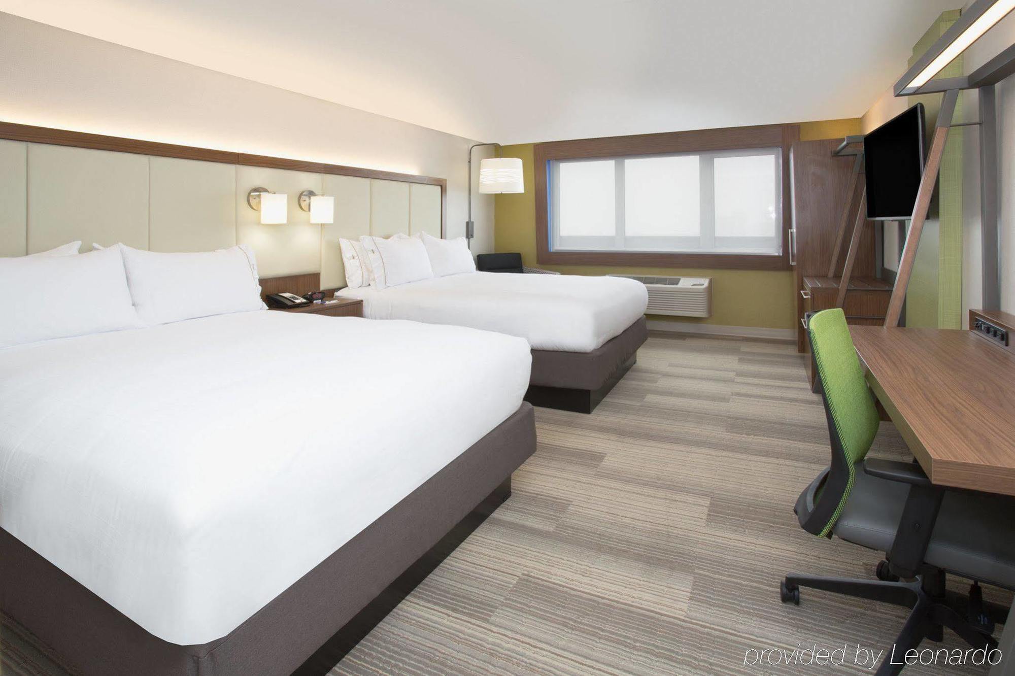 Holiday Inn Express & Suites Salisbury By Ihg Екстериор снимка
